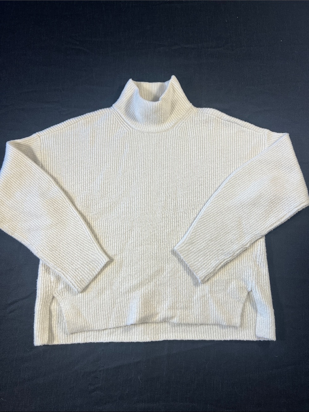 Abercrombie & Fitch Cream/White Ribbed Turtleneck Sweater
